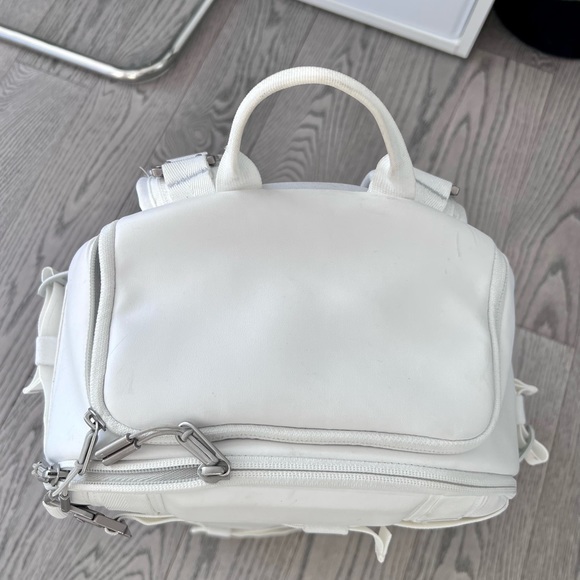 DB Backpack - Picture 3 of 3